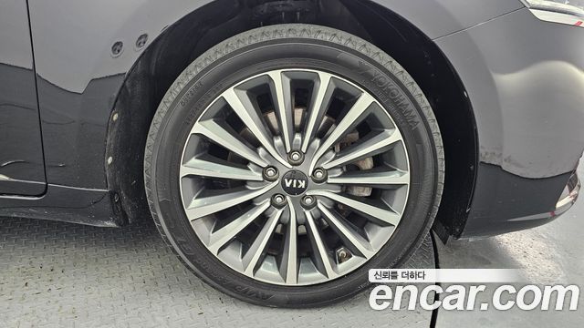Kia K7 из Кореи Encar