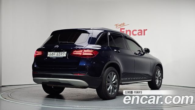 Mercedes-Benz GLC-Class GLC350e 4MATIC Premium — пробег 91 118 км — фото 2 из 5