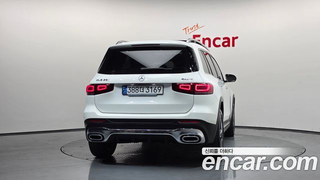 Mercedes-Benz GLB-Class из Кореи Encar