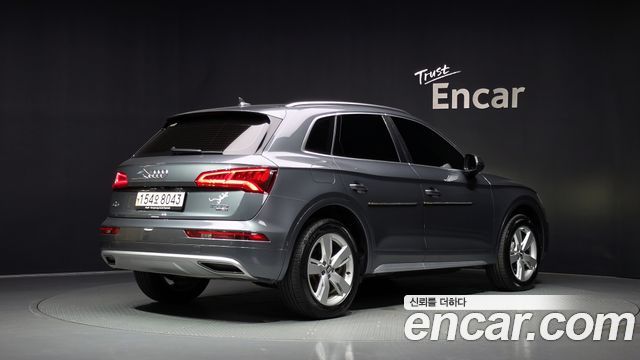 Audi Q5 40 TDI Quattro Premium — пробег 142 639 км — фото 2 из 5