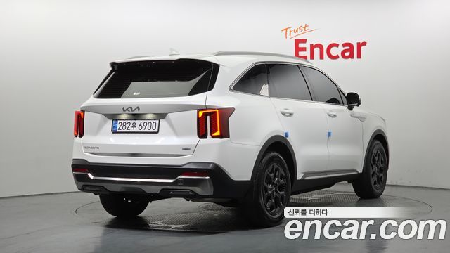 Kia Sorento HEV 1.6 4WD Signature — пробег 9 718 км — фото 2 из 5