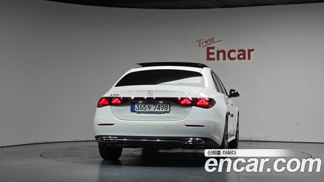 Mercedes-Benz E-Class из Кореи Encar