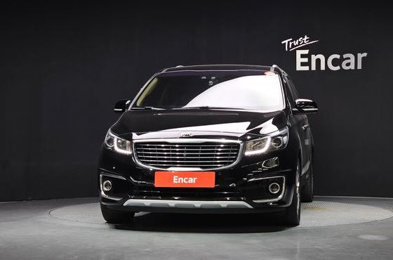 Kia Carnival Gasoline 9-seater Noblesse — пробег 127 212 км — фото 3 из 5