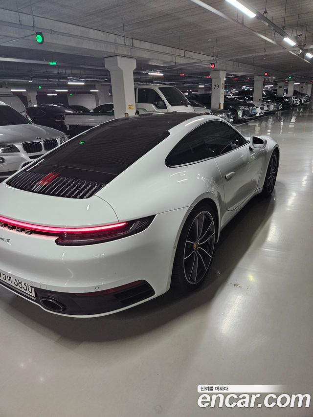 Porsche 911 Carrera S — пробег 12 161 км — фото 2 из 5