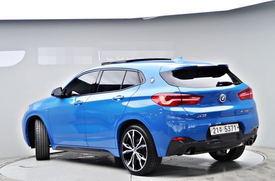 BMW X2 (F39) xDrive25i M Sport — пробег 55 563 км — фото 4 из 5