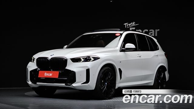 BMW X5 xDrive 40d M Sport Pro — пробег 4 081 км — фото 1 из 5