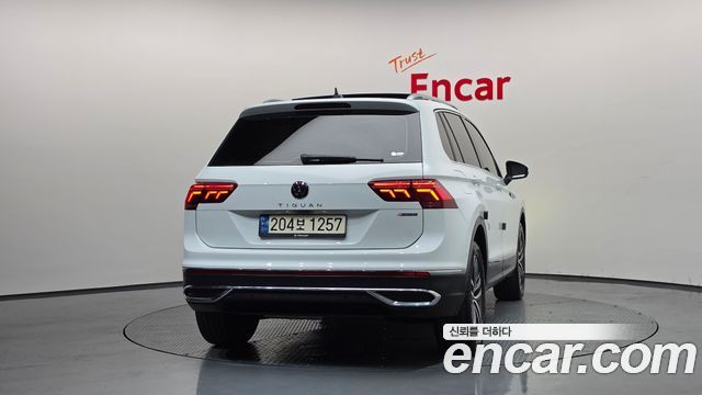 Volkswagen Tiguan из Кореи Encar