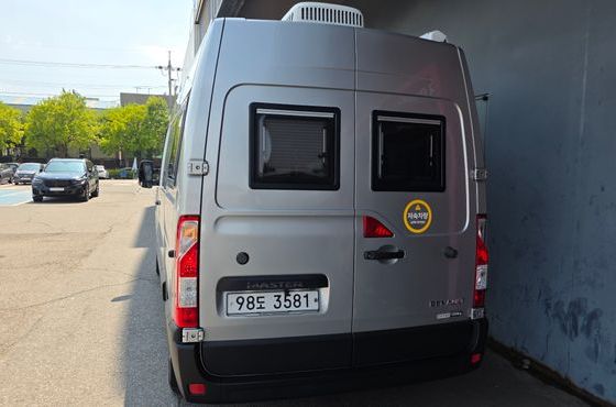 Renault (Samsung) Master Camping car — пробег 40 584 км — фото 4 из 5