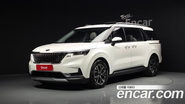 Kia Carnival 9-Seater Signature — пробег 128 634 км — фото 1 из 5