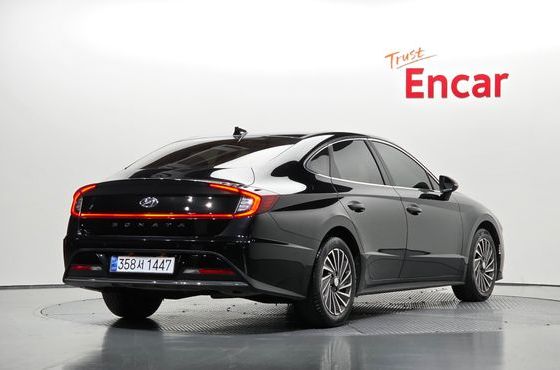 Hyundai Sonata Premium Plus — пробег 158 862 км — фото 2 из 5