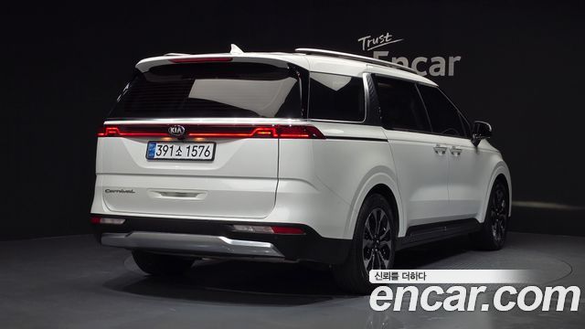 Kia Carnival из Кореи Encar