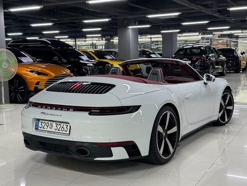 Porsche 911 Carrera S Cabriolet — пробег 12 700 км — фото 3 из 5
