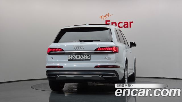 Audi Q7 45 TDI Quattro — пробег 49 643 км — фото 4 из 5