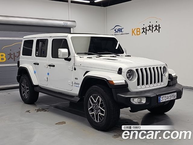 Jeep Wrangler 2.0 Overland Power Top 4Door 4xe — пробег 45 330 км — фото 4 из 5