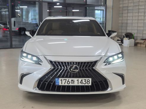 Lexus ES Executive — пробег 69 412 км — фото 1 из 5