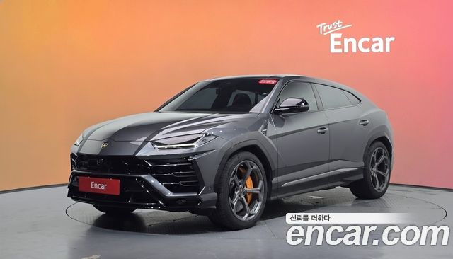 Lamborghini Urus из Кореи Encar