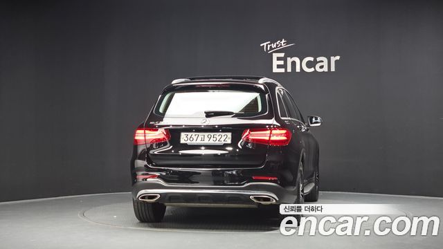 Mercedes-Benz GLC-Class GLC300 4MATIC AMG Line — пробег 80 164 км — фото 4 из 5