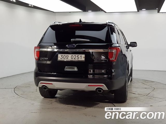 Ford Explorer из Кореи Encar