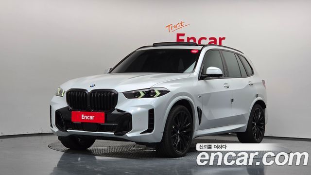 BMW X5 xDrive 40d M Sport Pro — пробег 4 600 км — фото 1 из 5