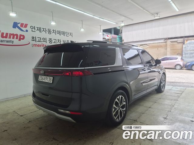 Kia Carnival 9-Seater Prestige — пробег 90 989 км — фото 5 из 5