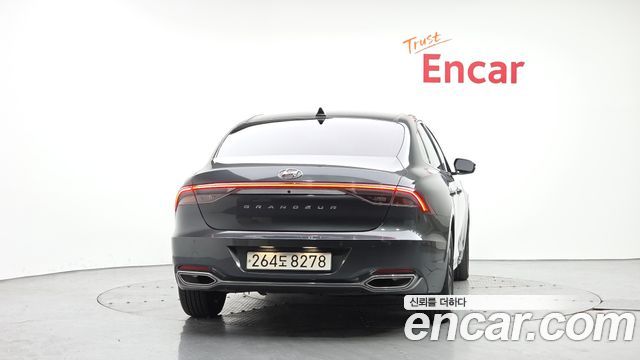 Hyundai Grandeur 2.5 Premium — пробег 58 025 км — фото 4 из 5