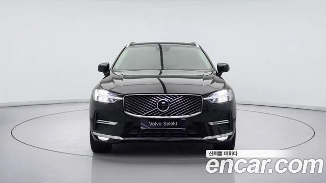 Volvo XC60 B5 Ultra Bright — пробег 992 км — фото 2 из 5
