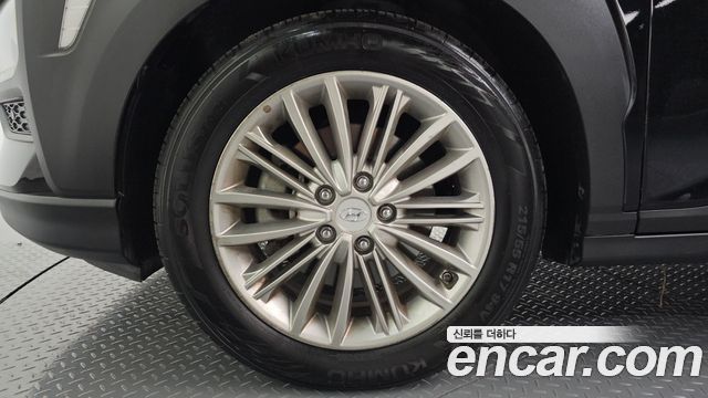Hyundai Kona из Кореи Encar