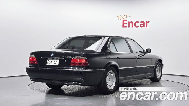BMW 7-Series из Кореи Encar