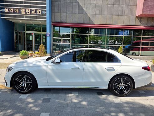 Mercedes-Benz E-Class E200 AMG Line — пробег 1 200 км — фото 3 из 5