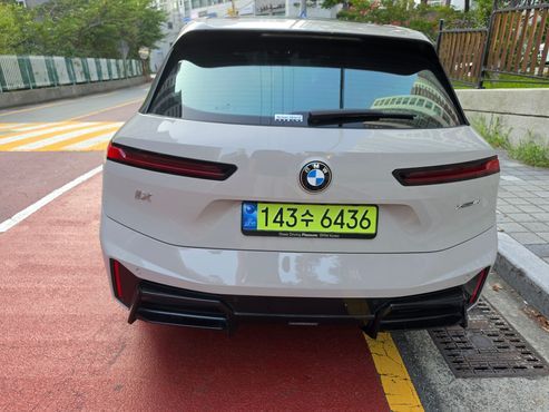BMW iX xDrive45 M Sport First Edition — пробег 33 000 км — фото 2 из 5