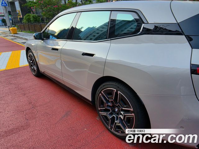 BMW iX из Кореи Encar