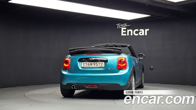 Mini Cooper Convertible Standard 3rd Generation — пробег 176 092 км — фото 4 из 5