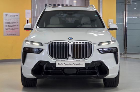 BMW X7 xDrive 40i M Sport 6STR — пробег 9 751 км — фото 3 из 5