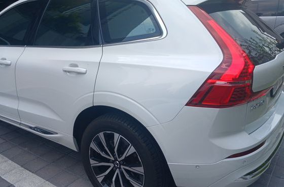 Volvo XC60 B5 Ultimate Bright — пробег 30 000 км — фото 4 из 5