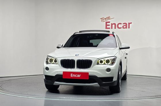 BMW X1 xDrive 18d — пробег 107 985 км — фото 3 из 5