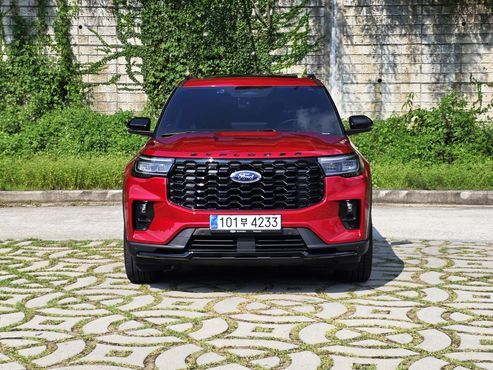 Ford Explorer 2.3 ST-Line 4WD — пробег 8 325 км — фото 4 из 5