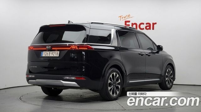 Kia Carnival из Кореи Encar