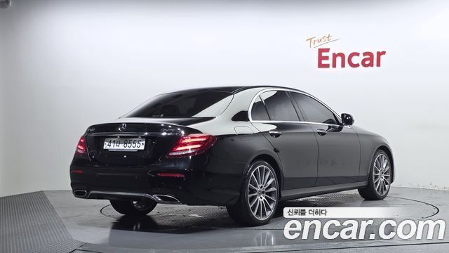 Mercedes-Benz E-Class E300 4MATIC AMG Line — пробег 122 446 км — фото 2 из 5