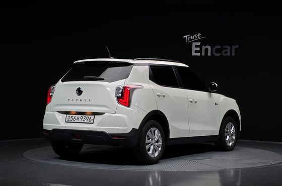 Ssangyong TIBOLI Gasoline 1.5 2WD V3 — пробег 49 709 км — фото 2 из 5