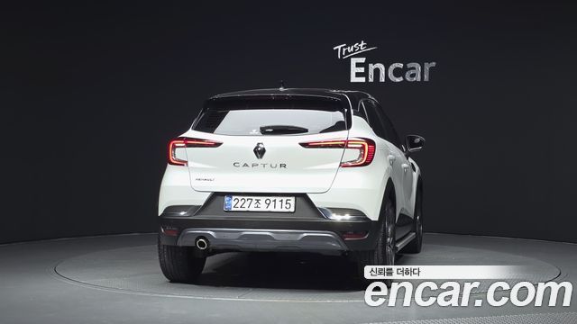 Renault (Samsung) Captur 1.3 TCe Edition Paris — пробег 30 815 км — фото 4 из 5