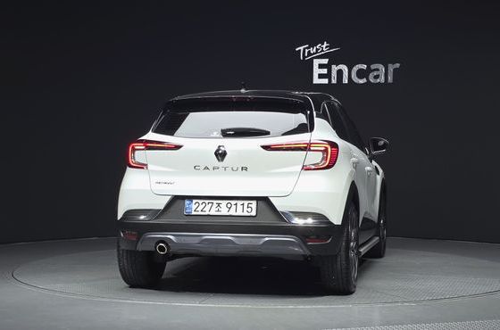 Renault (Samsung) Captur 1.3 TCe Edition Paris — пробег 30 815 км — фото 4 из 5