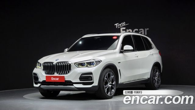 BMW X5 xDrive 45e xLine — пробег 118 762 км — фото 1 из 5