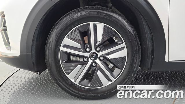 Kia Niro из Кореи Encar