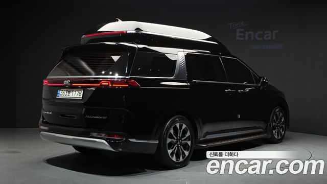 Kia Carnival Gasoline 7-Seater Hi-Limousine Signature — пробег 119 126 км — фото 2 из 5