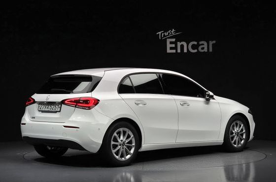 Mercedes-Benz A-Class A220 Hatchback — пробег 79 704 км — фото 2 из 5