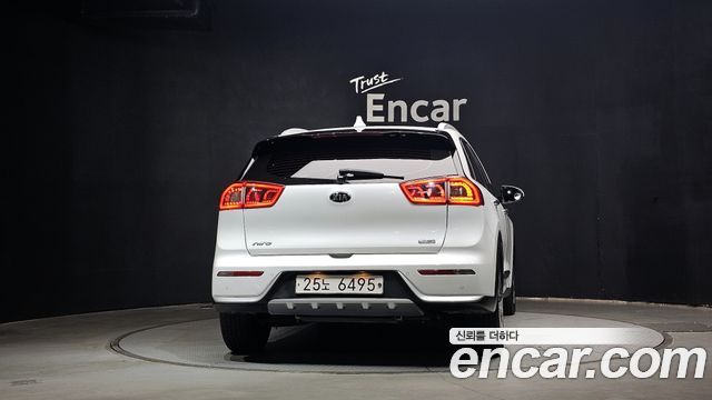 Kia Niro из Кореи Encar