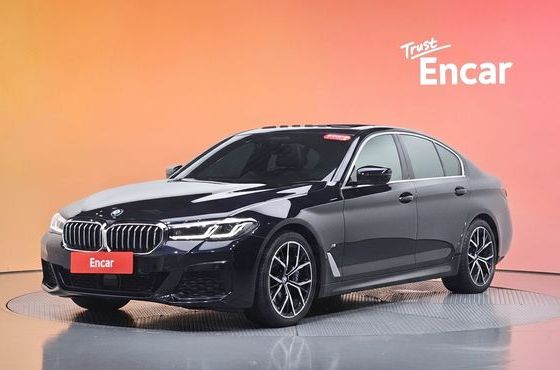 BMW 5-Series 530i M Sport Package — пробег 59 243 км — фото 1 из 5