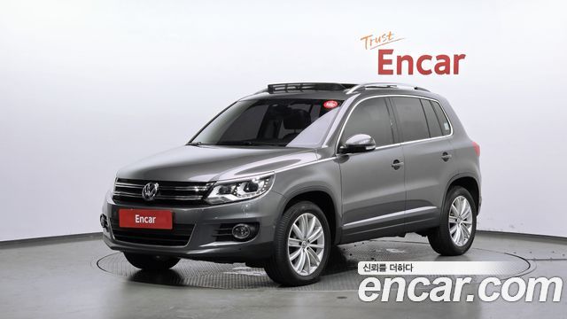 Volkswagen Tiguan 2.0 TDI  Premium 5N — пробег 303 898 км — фото 1 из 5
