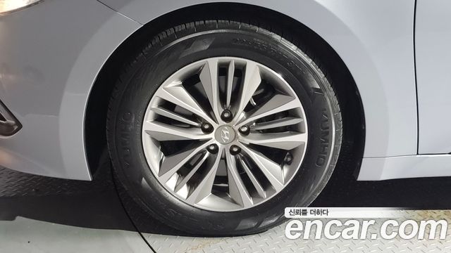 Hyundai Grandeur из Кореи Encar