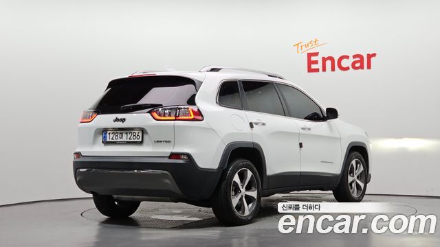 Jeep Cherokee из Кореи Encar
